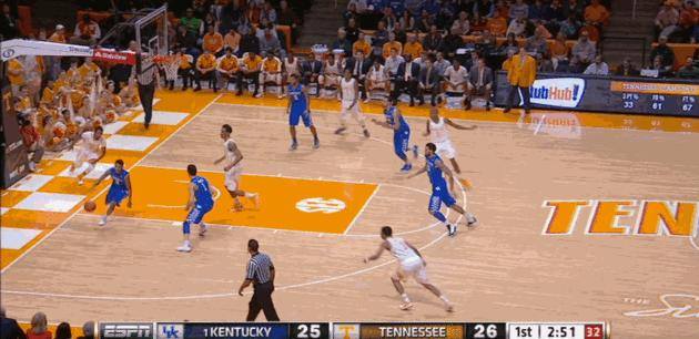 willie cauley stein ut dunk gif